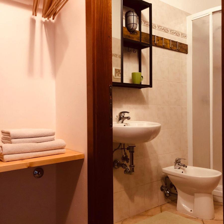 Anitta Guesthouse 카스타니에토카르두치 외부 사진